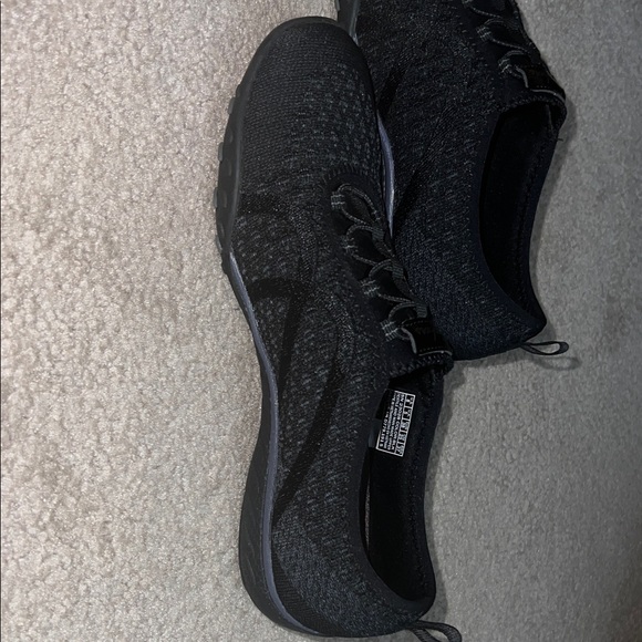 Skechers Black Relaxed Fit Slip-Ons - Picture 8 of 8